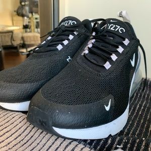 Nike Air Max 270